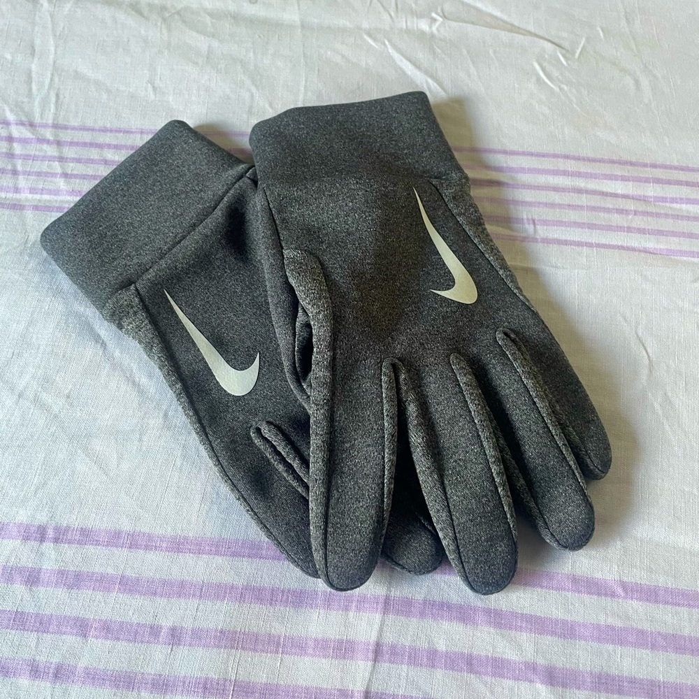 Nike Gloves, Men’s Large